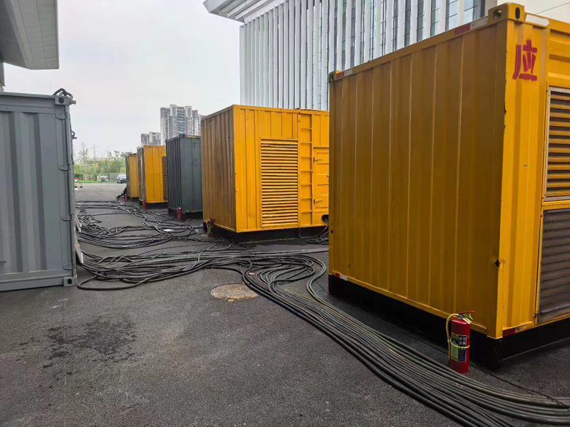 台前不同季节柴油发电机组保养有哪些注意事项?